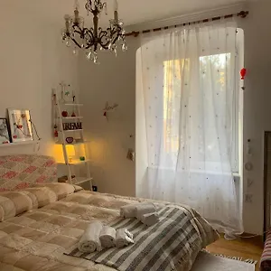 Apartment Paradiso Numero 12, Genoa