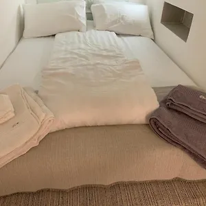 Apartment Il Piccolo Giustiniani 20, Genoa